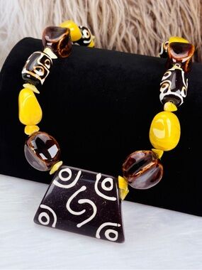 Angela Caputi vintage funky yellow brown black Resin Choker Necklace